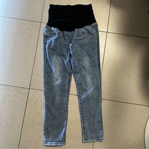 Maternity jeans